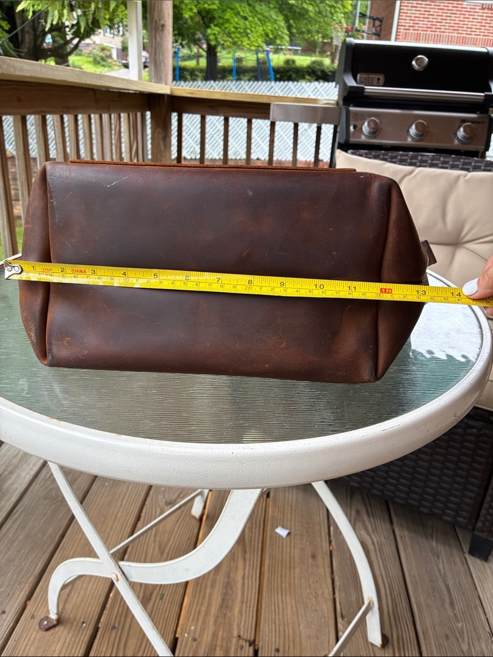 Portland Leather Zippered Large Tote Bag - Picture 14 of 16